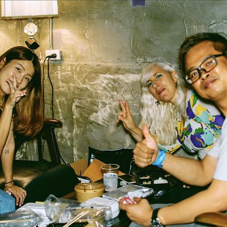 Area81 Hideout Hostel Bangkok Exterior photo