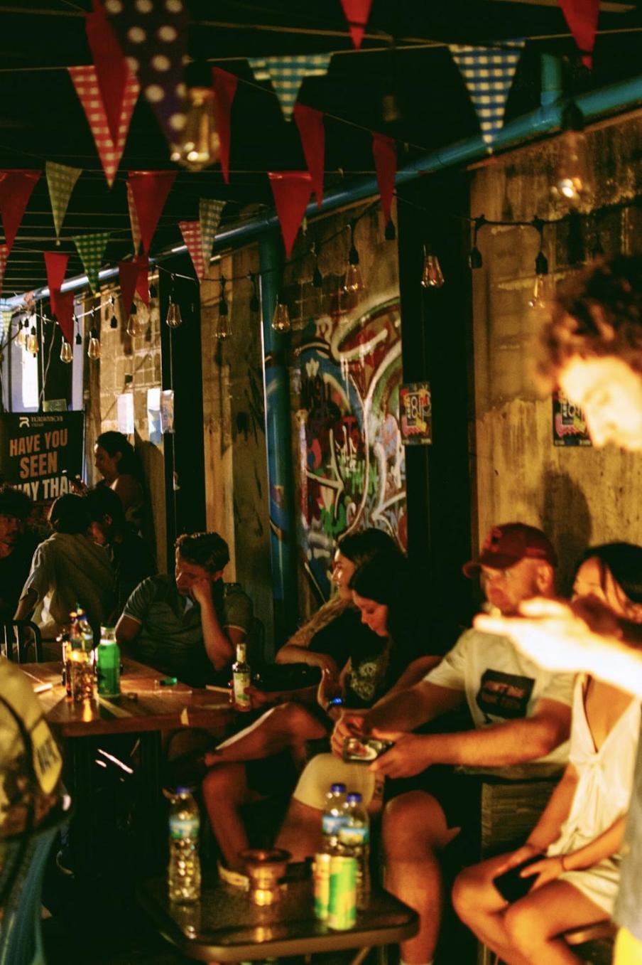 Area81 Hideout Hostel Bangkok Exterior photo